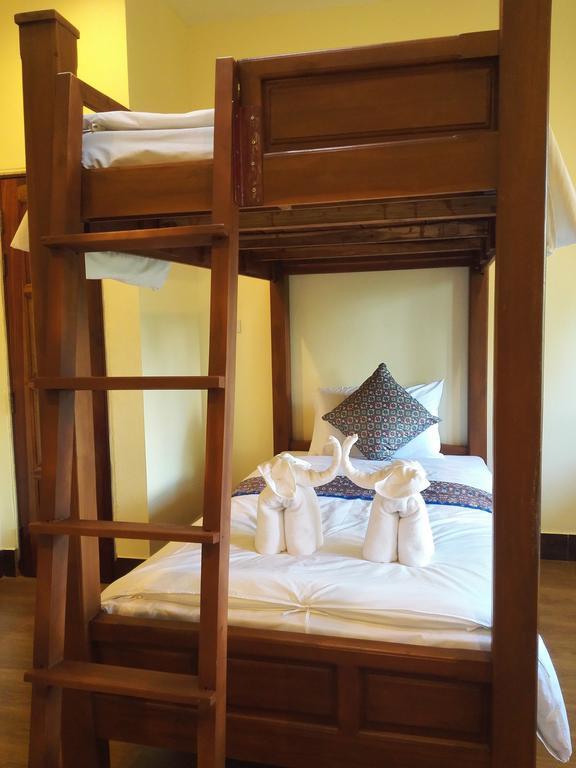 Baan Bussaba Hotel Trang Luaran gambar