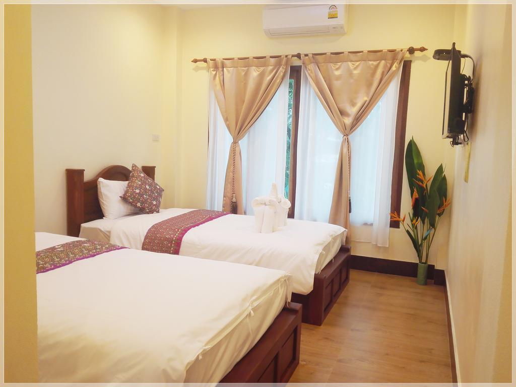 Baan Bussaba Hotel Trang Luaran gambar