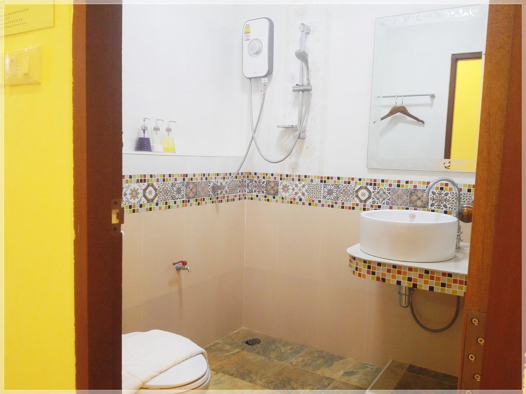Baan Bussaba Hotel Trang Luaran gambar