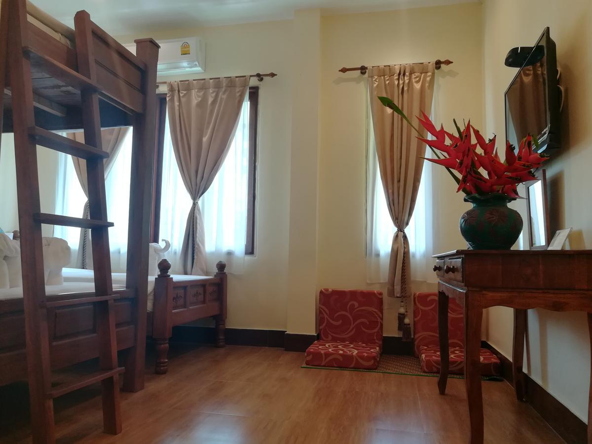 Baan Bussaba Hotel Trang Luaran gambar