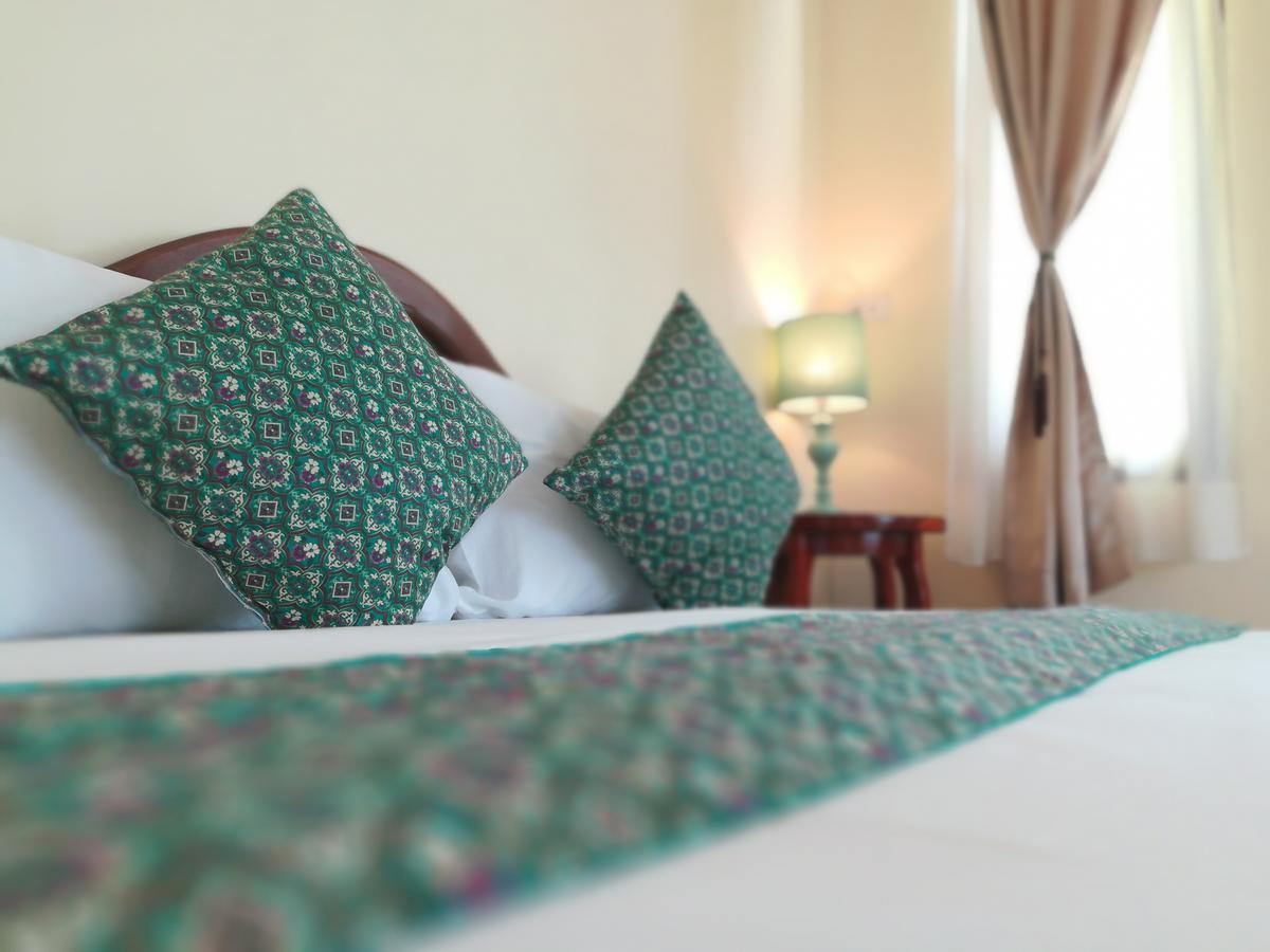 Baan Bussaba Hotel Trang Luaran gambar