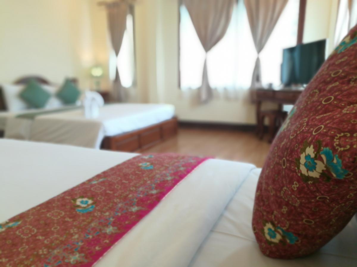 Baan Bussaba Hotel Trang Luaran gambar
